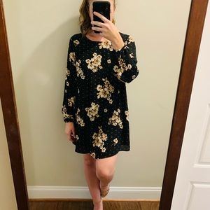 Flowy floral Forever21 dress.